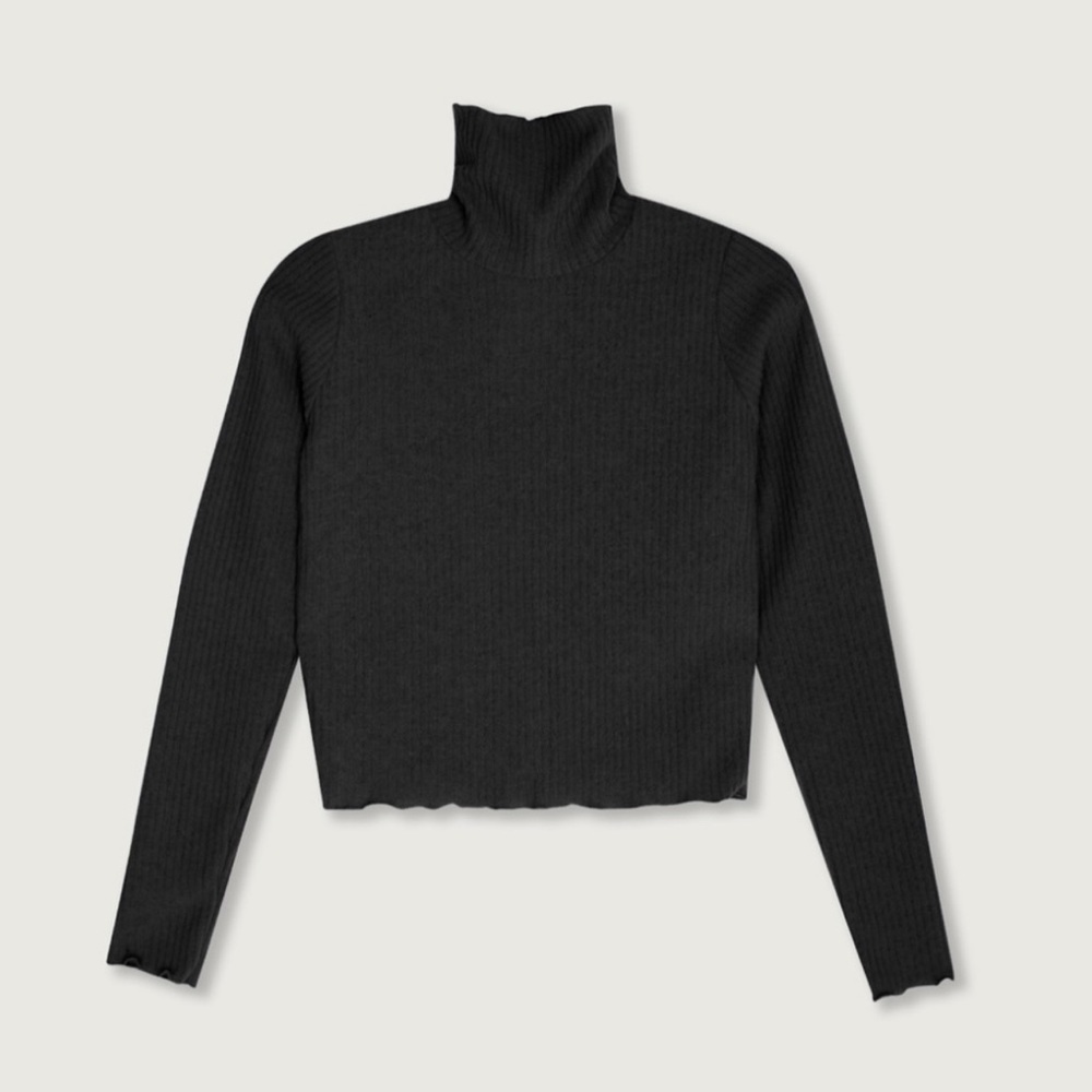 OAK + FORT Black Ribbed Turtleneck with Lettuce Edge